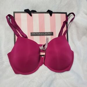 NWT Victoria Secret Bra 36D